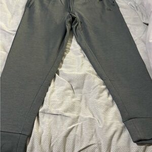 Quicksilver gray mesh joggers zipper pockets size large new with tags